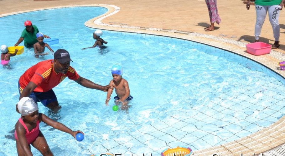 Entebbe Junior Cambridge Swimming Fete018