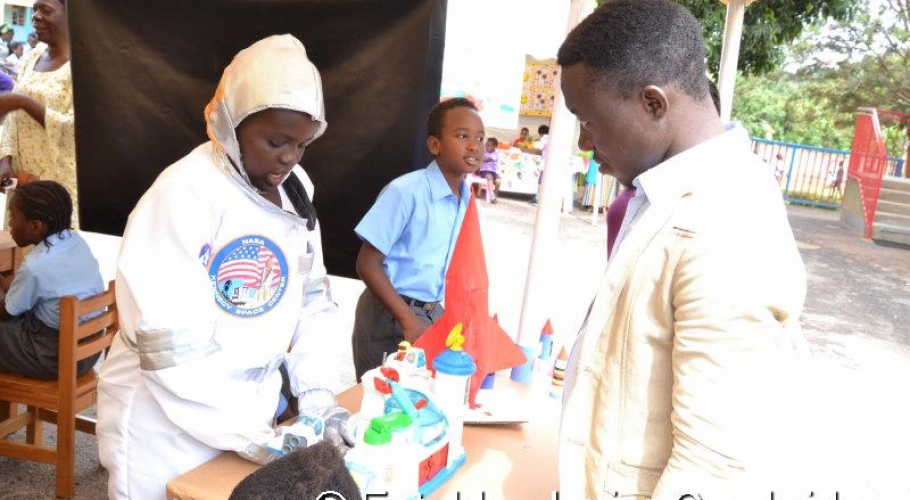 Entebbe Junior Cambridge Science Fair028
