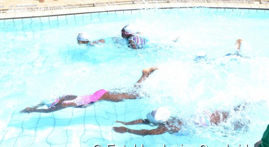 Entebbe Junior Cambridge Swimming Fete022