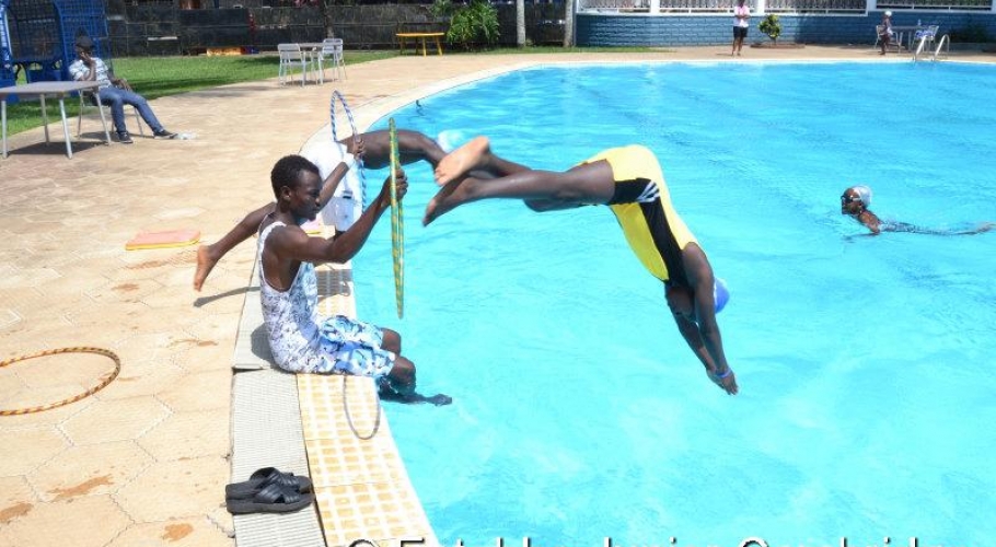 Entebbe Junior Cambridge Swimming Fete029