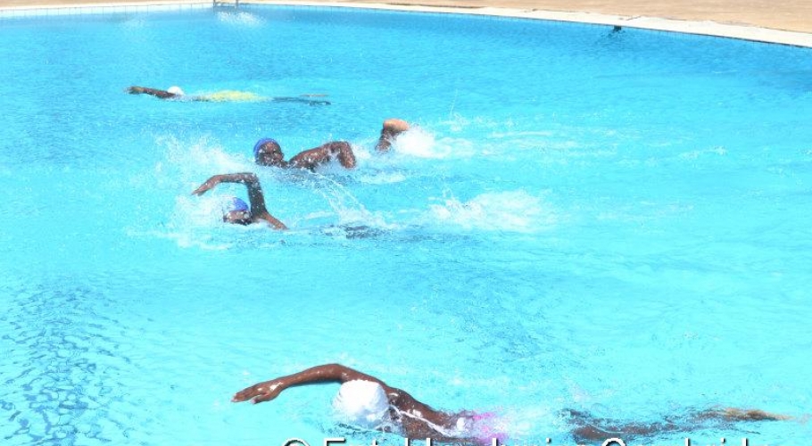Entebbe Junior Cambridge Swimming Fete006